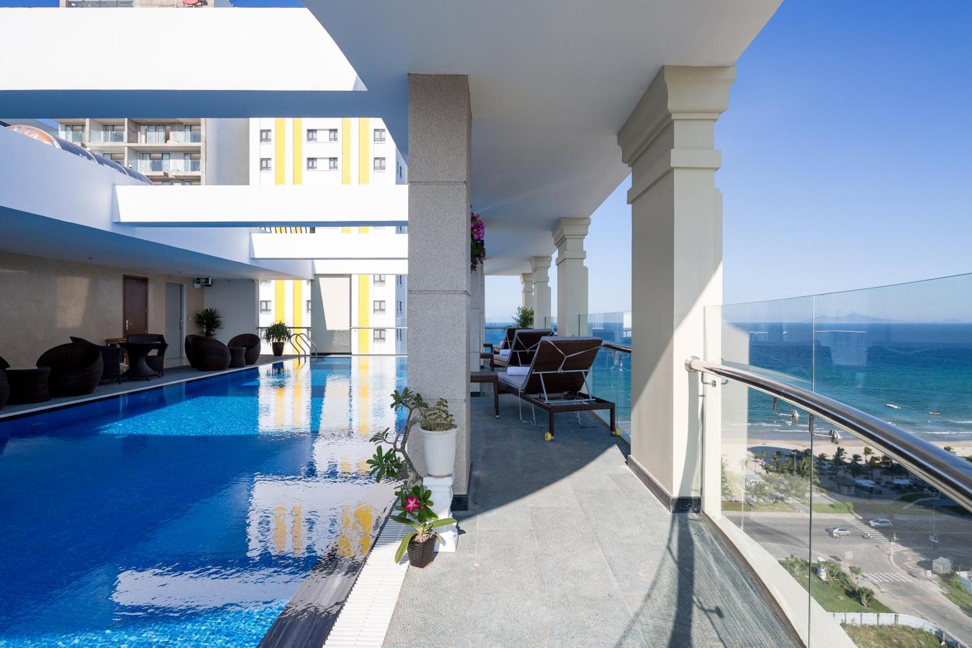 Tamarind Danang Beach Hotel Екстер'єр фото