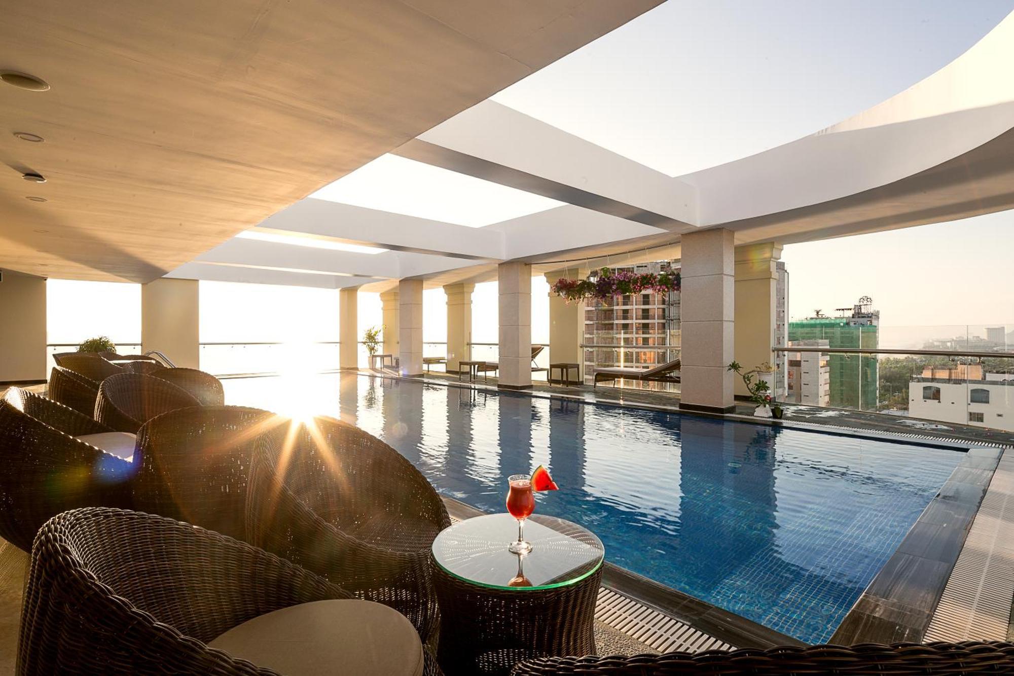 Tamarind Danang Beach Hotel Екстер'єр фото
