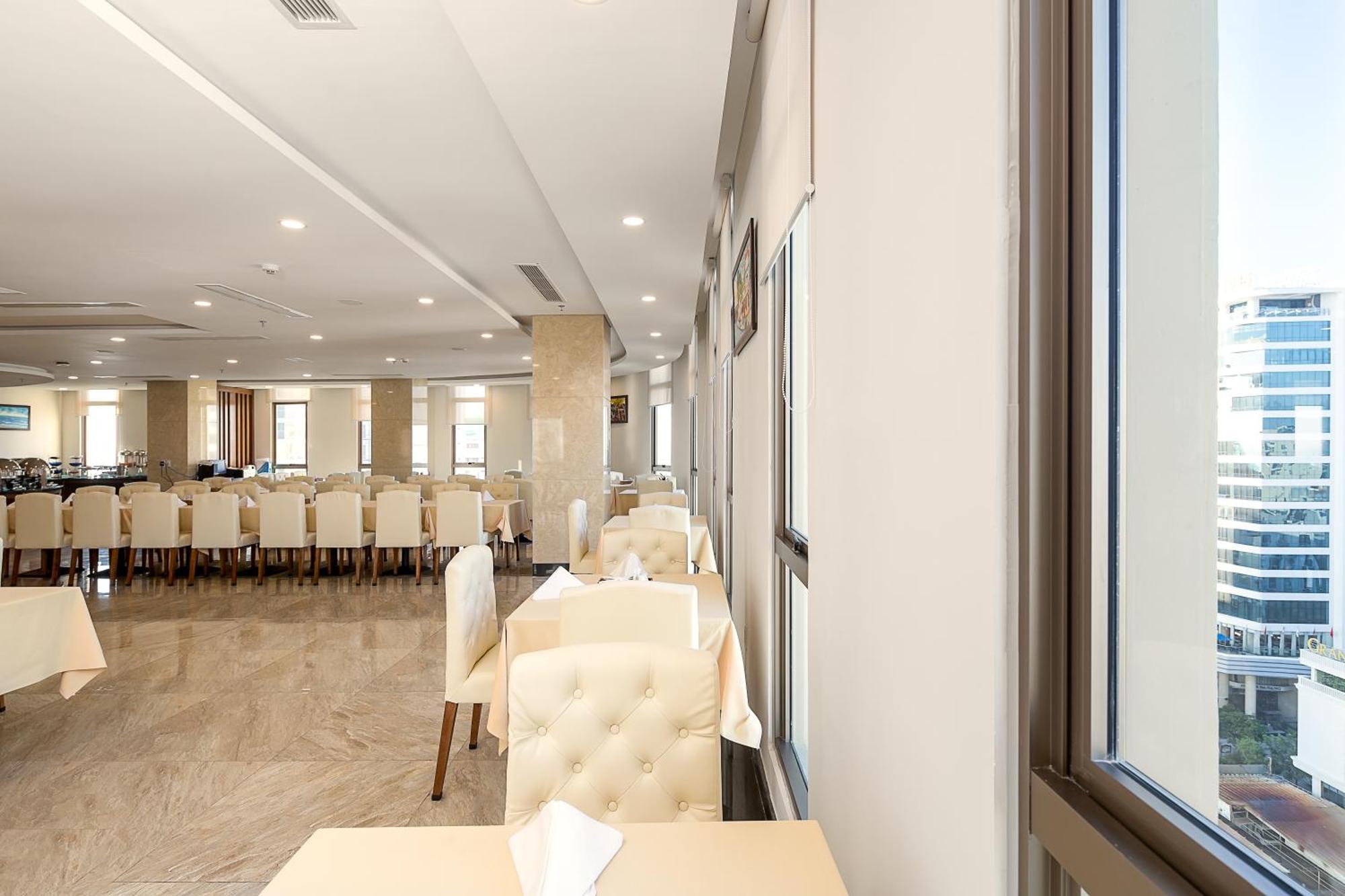 Tamarind Danang Beach Hotel Екстер'єр фото
