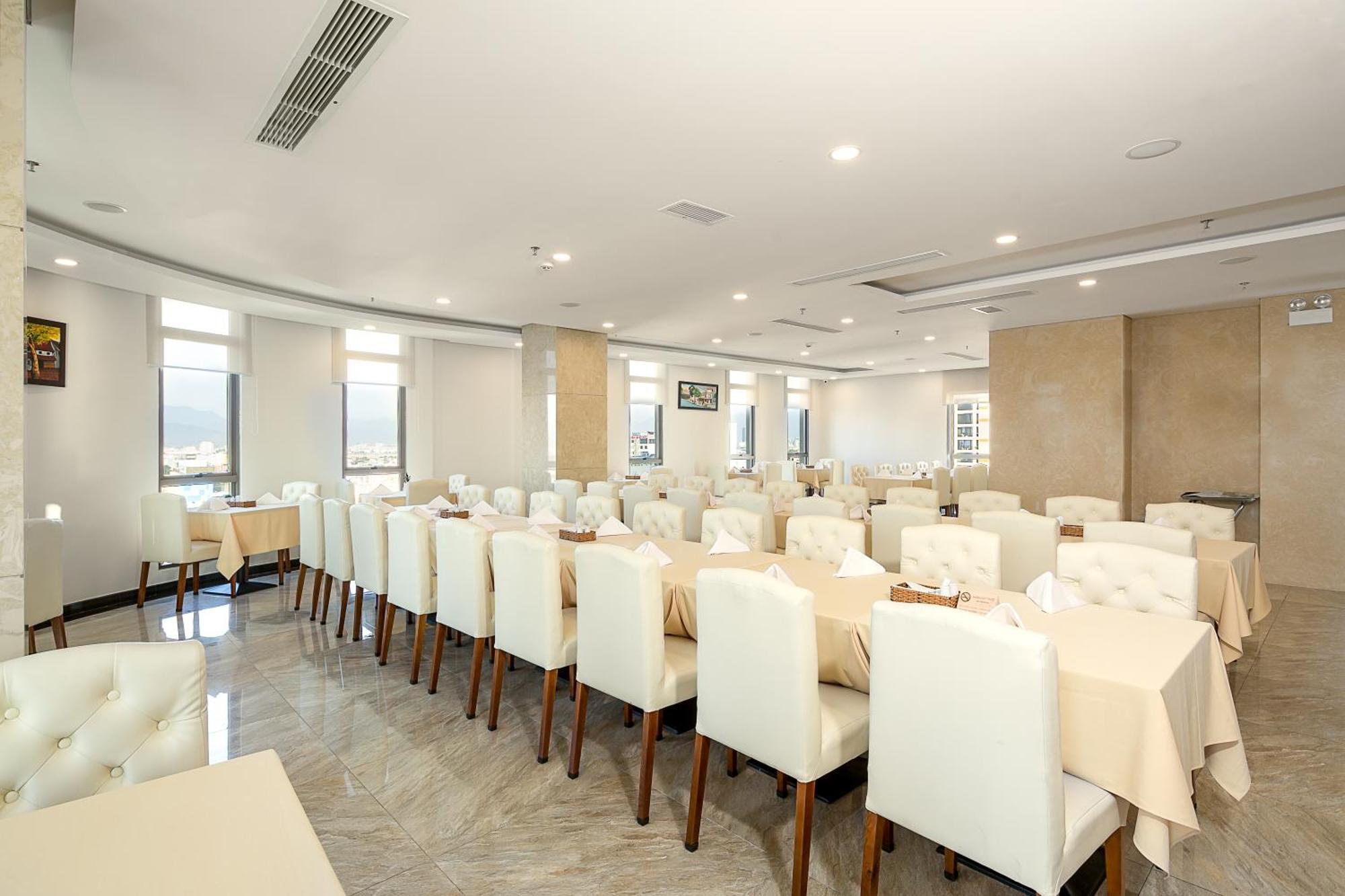 Tamarind Danang Beach Hotel Екстер'єр фото