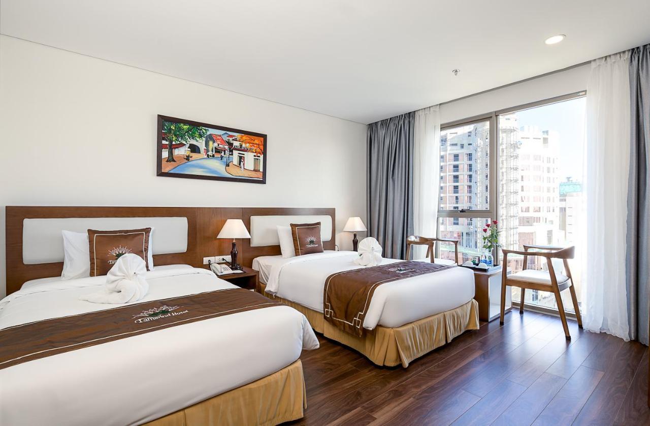 Tamarind Danang Beach Hotel Екстер'єр фото